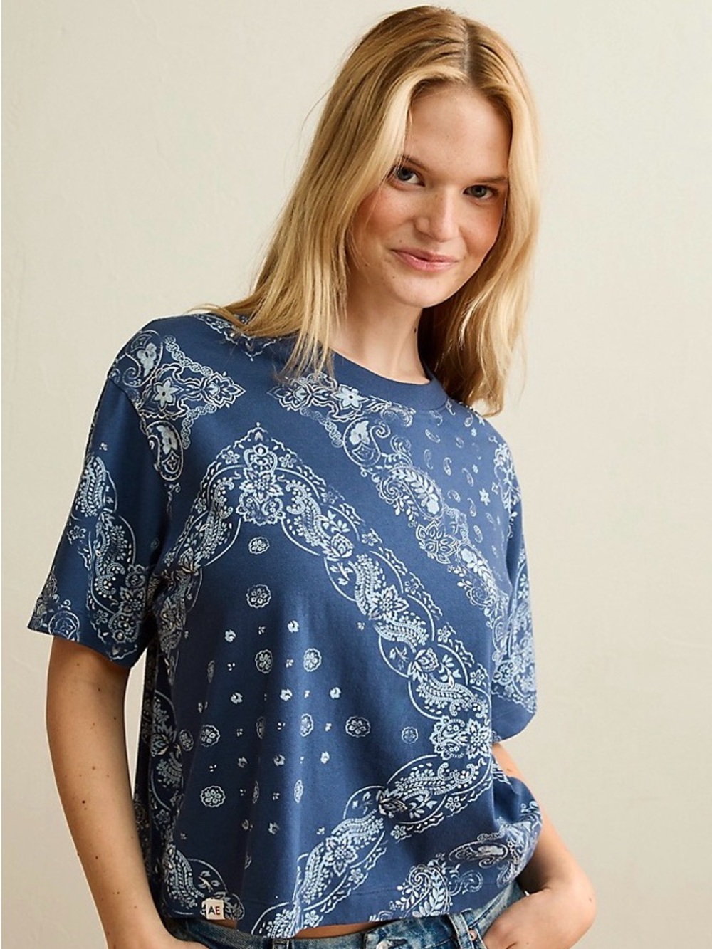 American Eagle Outfitters Blue Bandana-Print Short Sleeve Tee
